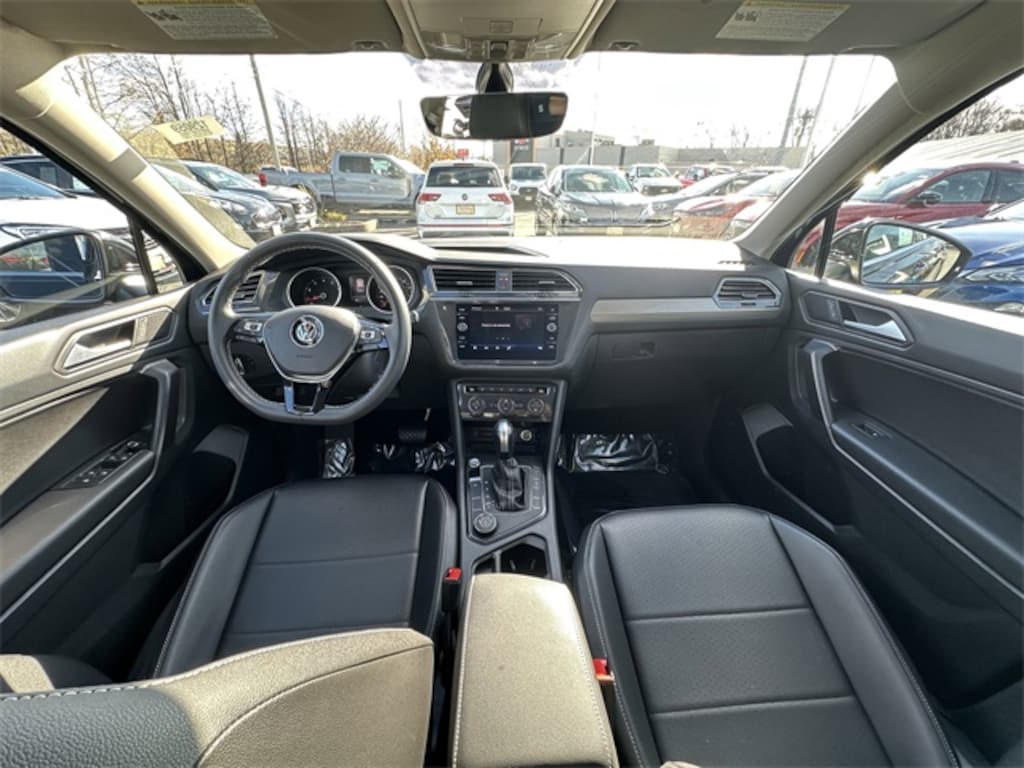 Used 2021 Volkswagen Tiguan 2.0T SE SUV