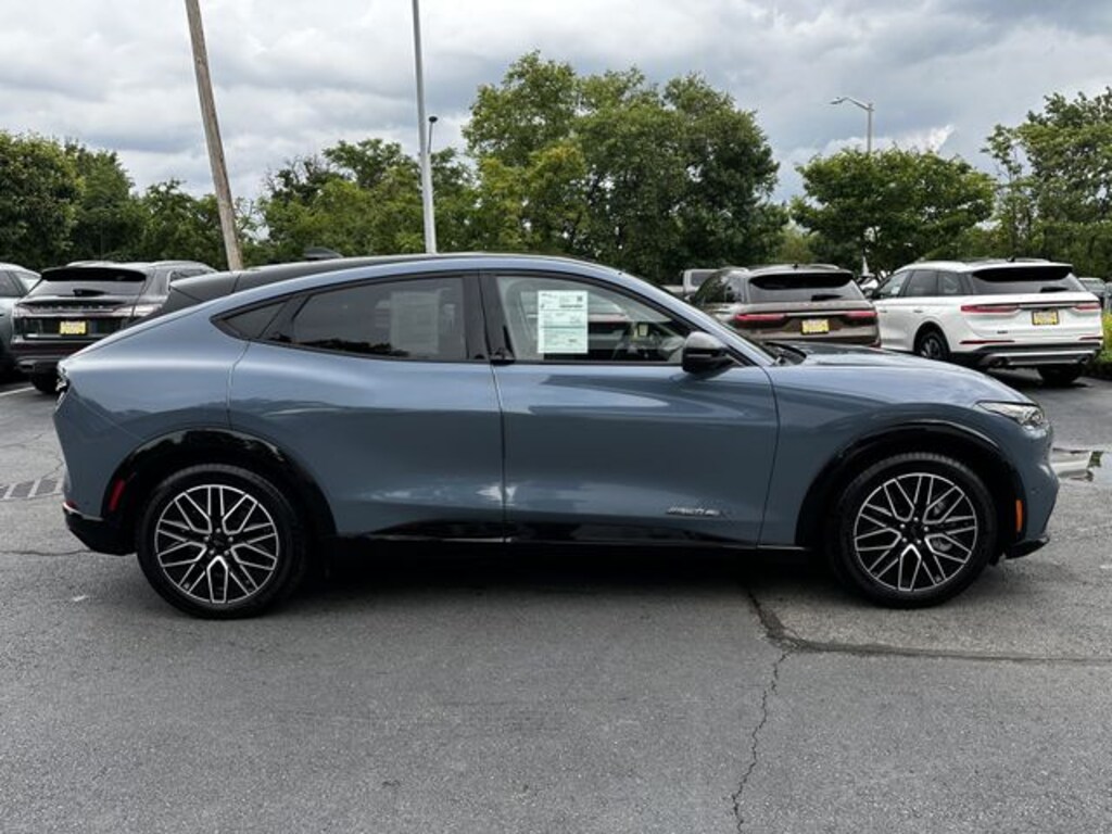 Certified 2024 Ford Mustang Mach-E Premium SUV