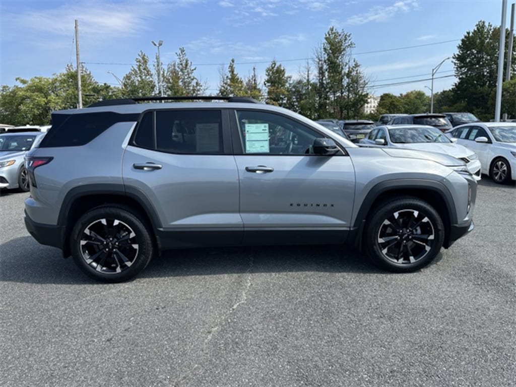 Used 2025 Chevrolet Equinox RS SUV