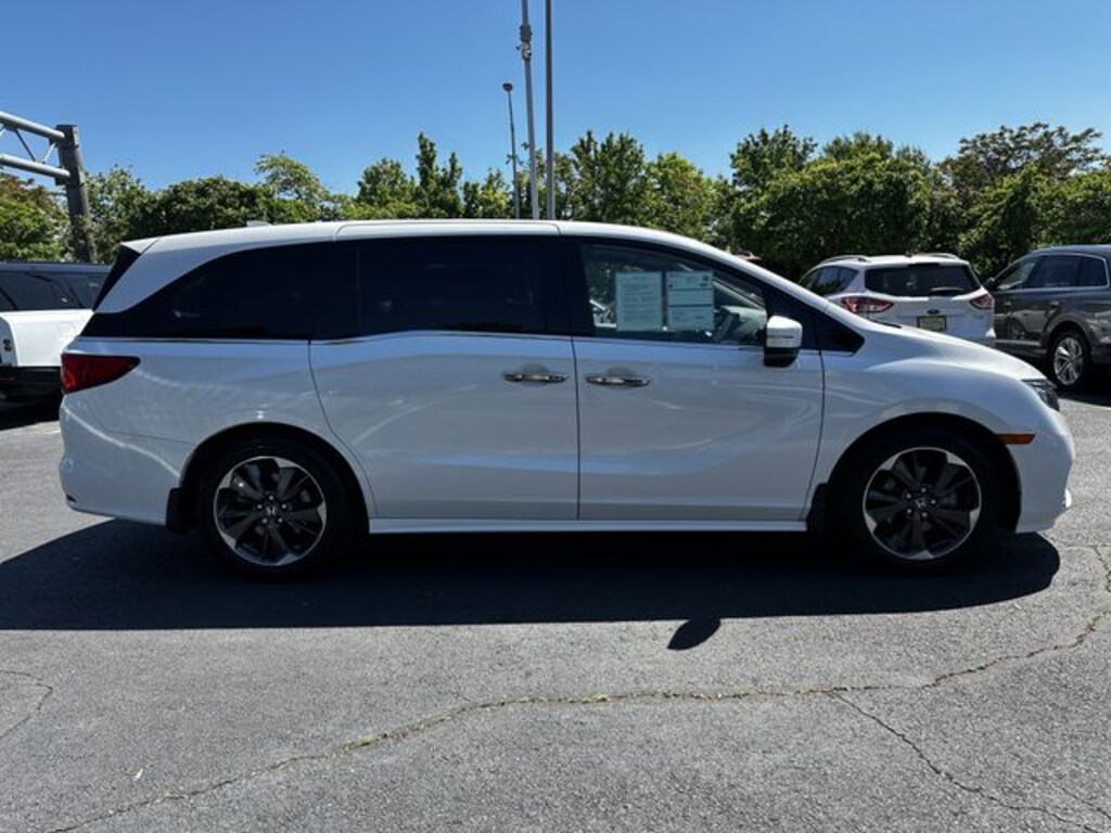 Used 2023 Honda Odyssey Elite Minivan/Van