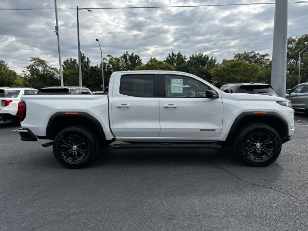 Used 2023 GMC Canyon Elevation Truck