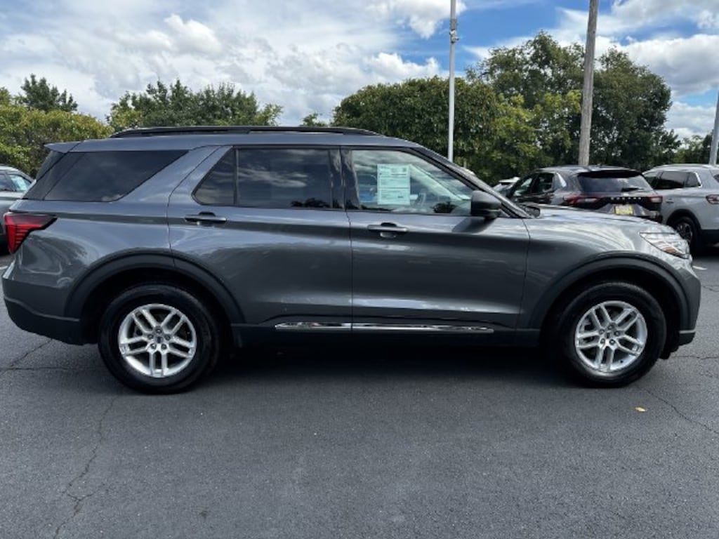 Certified 2025 Ford Explorer Active SUV