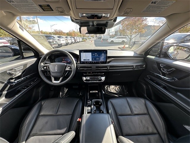 2023 Lincoln Corsair Reserve photo 3