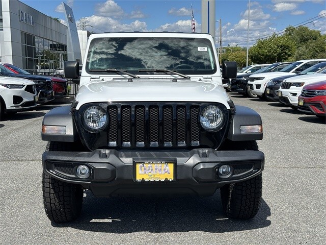2021 Jeep Wrangler Unlimited Sport Willys photo 2