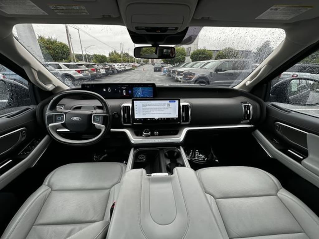 Certified 2025 Ford Expedition Platinum SUV