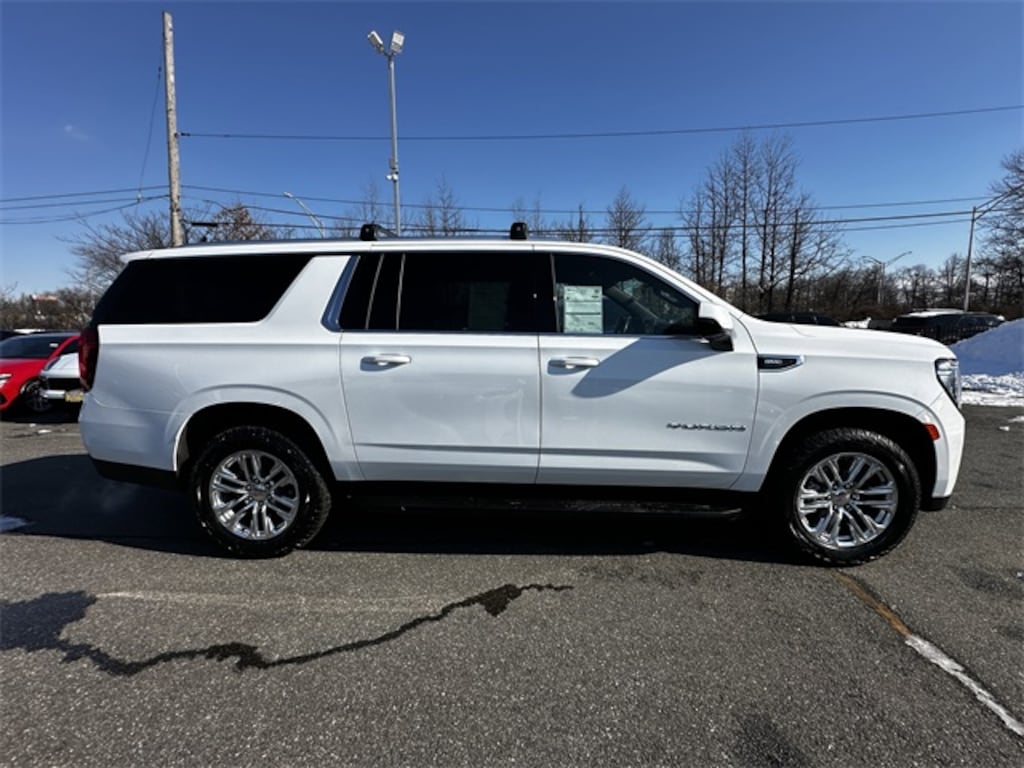 Used 2023 GMC Yukon XL SLE SUV