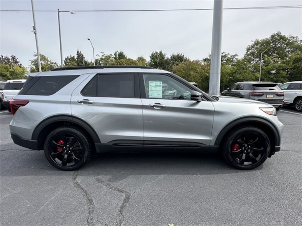 Certified 2022 Ford Explorer ST SUV