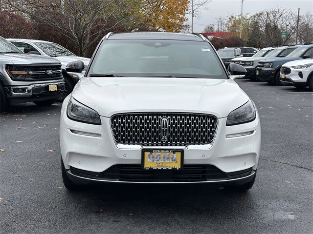 2022 Lincoln Corsair Reserve photo 2