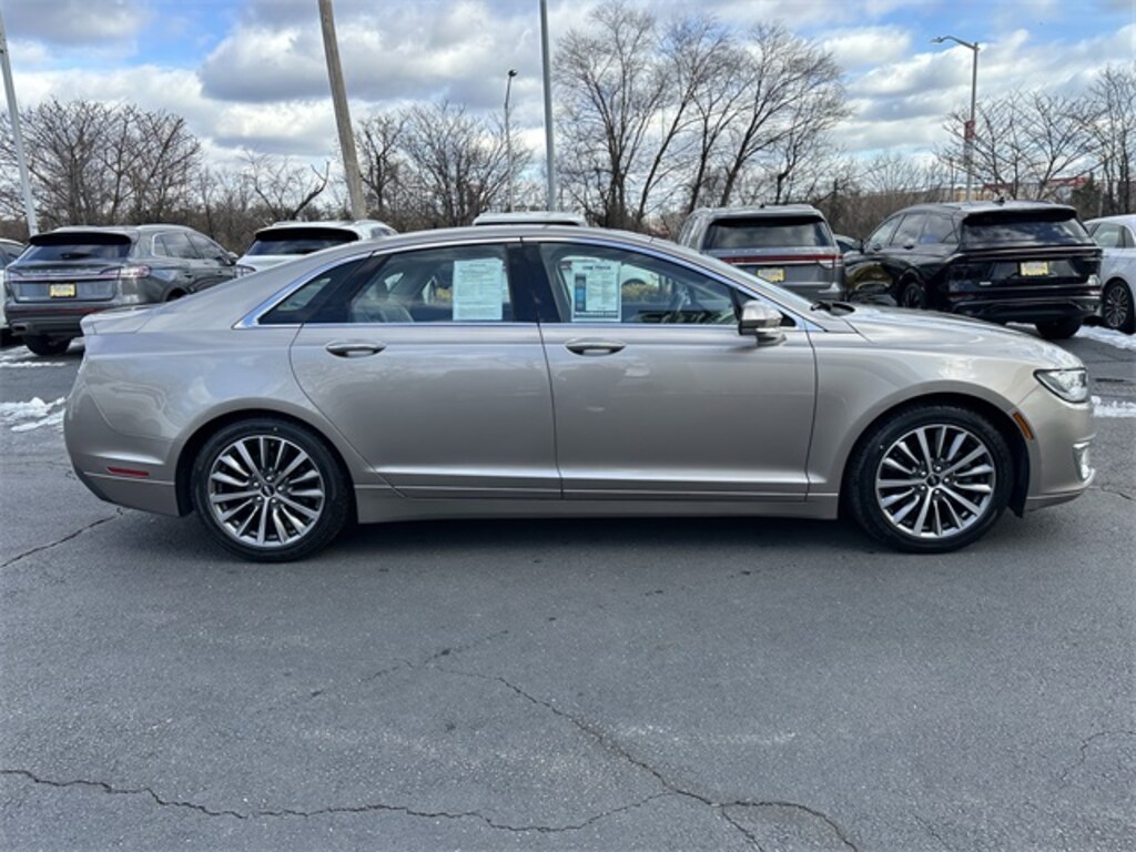Used 2018 Lincoln MKZ Hybrid Sedan
