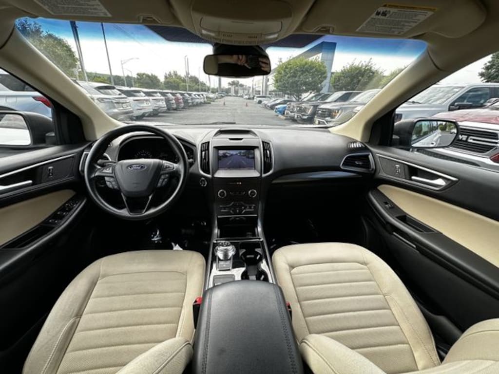 Certified 2020 Ford Edge SE SUV