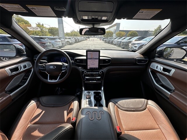 2022 Ford Explorer King Ranch photo 3