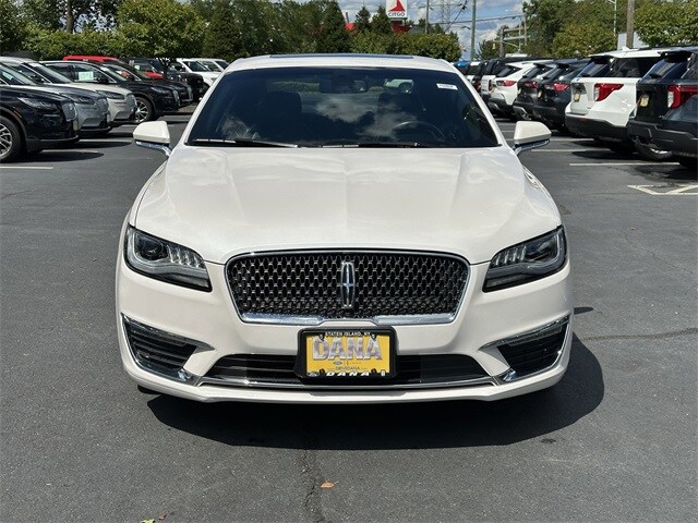 2019 Lincoln MKZ Reserve photo 2