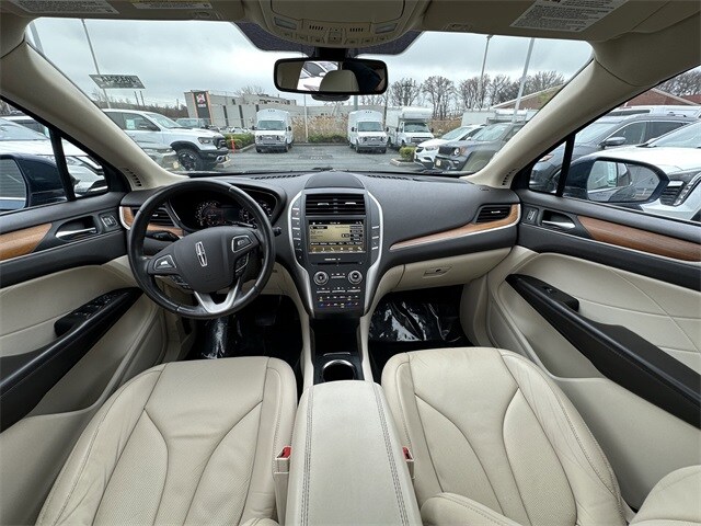 2016 Lincoln MKC Reserve photo 3