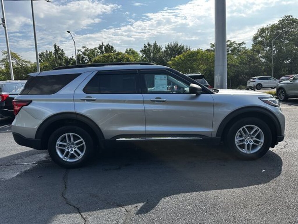 Certified 2025 Ford Explorer Active SUV