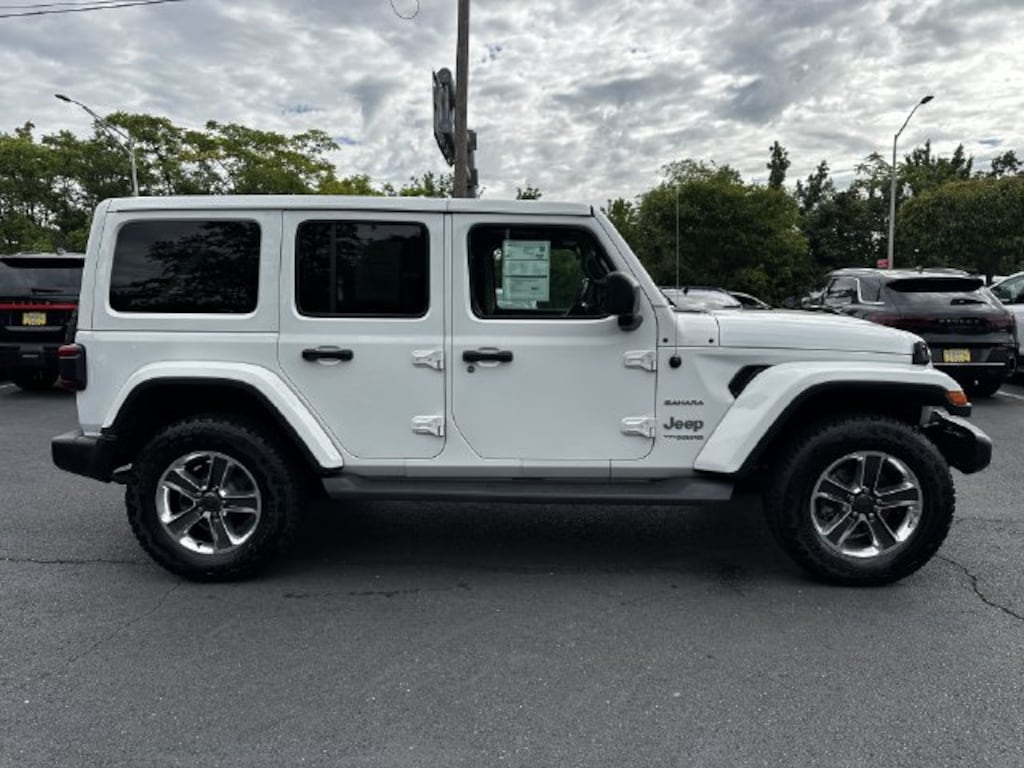 Used 2020 Jeep Wrangler Unlimited Sahara SUV