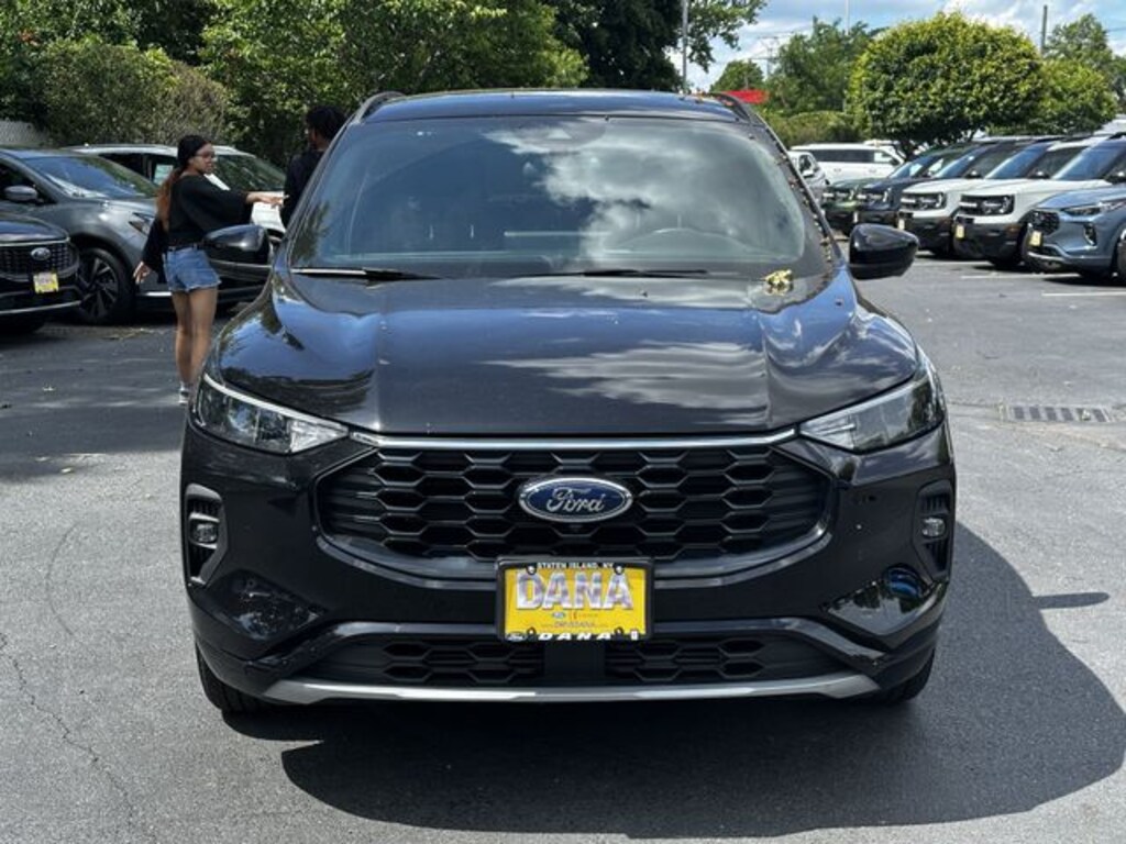Certified 2023 Ford Escape ST-Line Select SUV