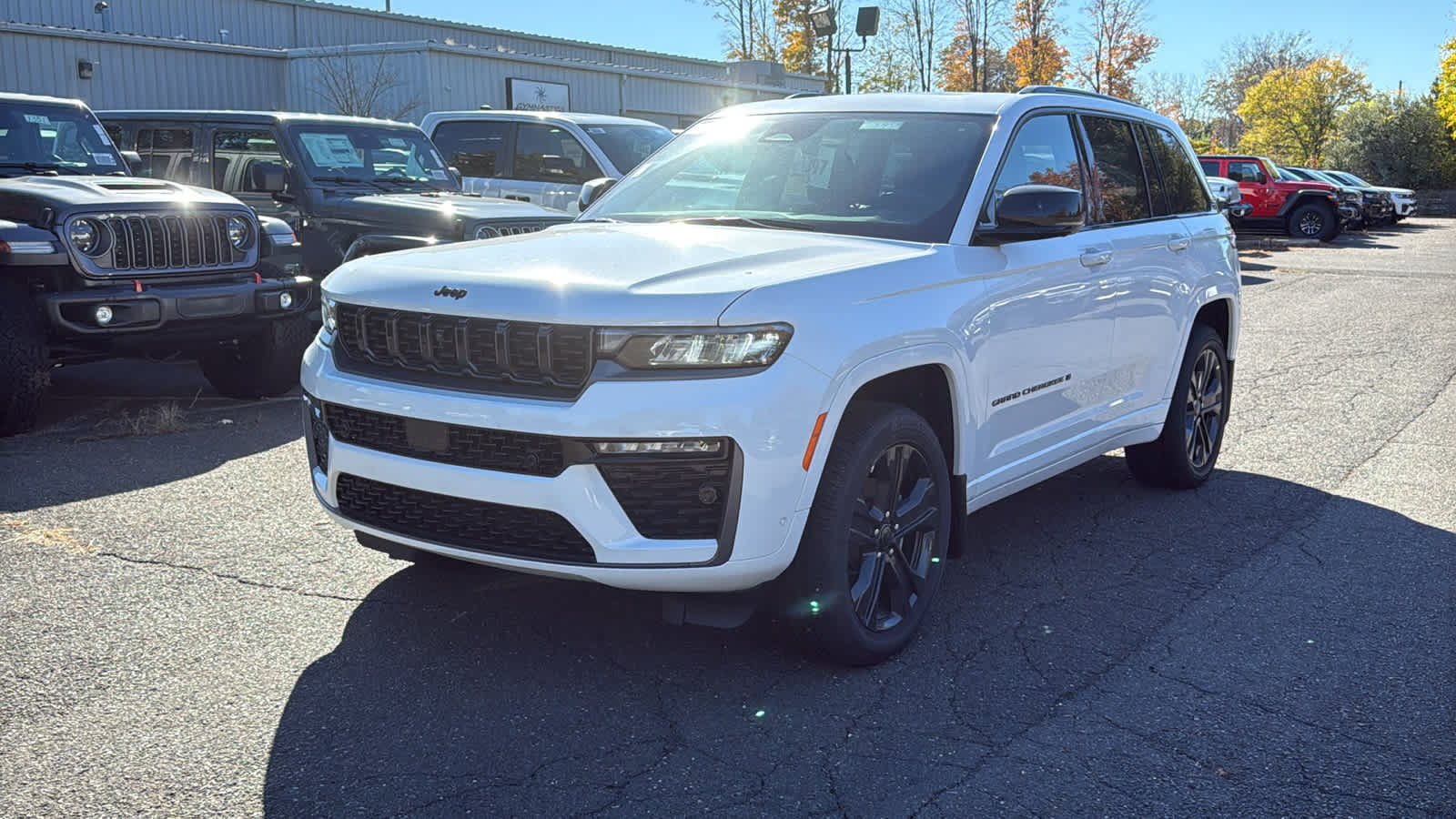 New 2027 Jeep Grand Cherokee 2 Row LIMITED 4X4 Sport Utility