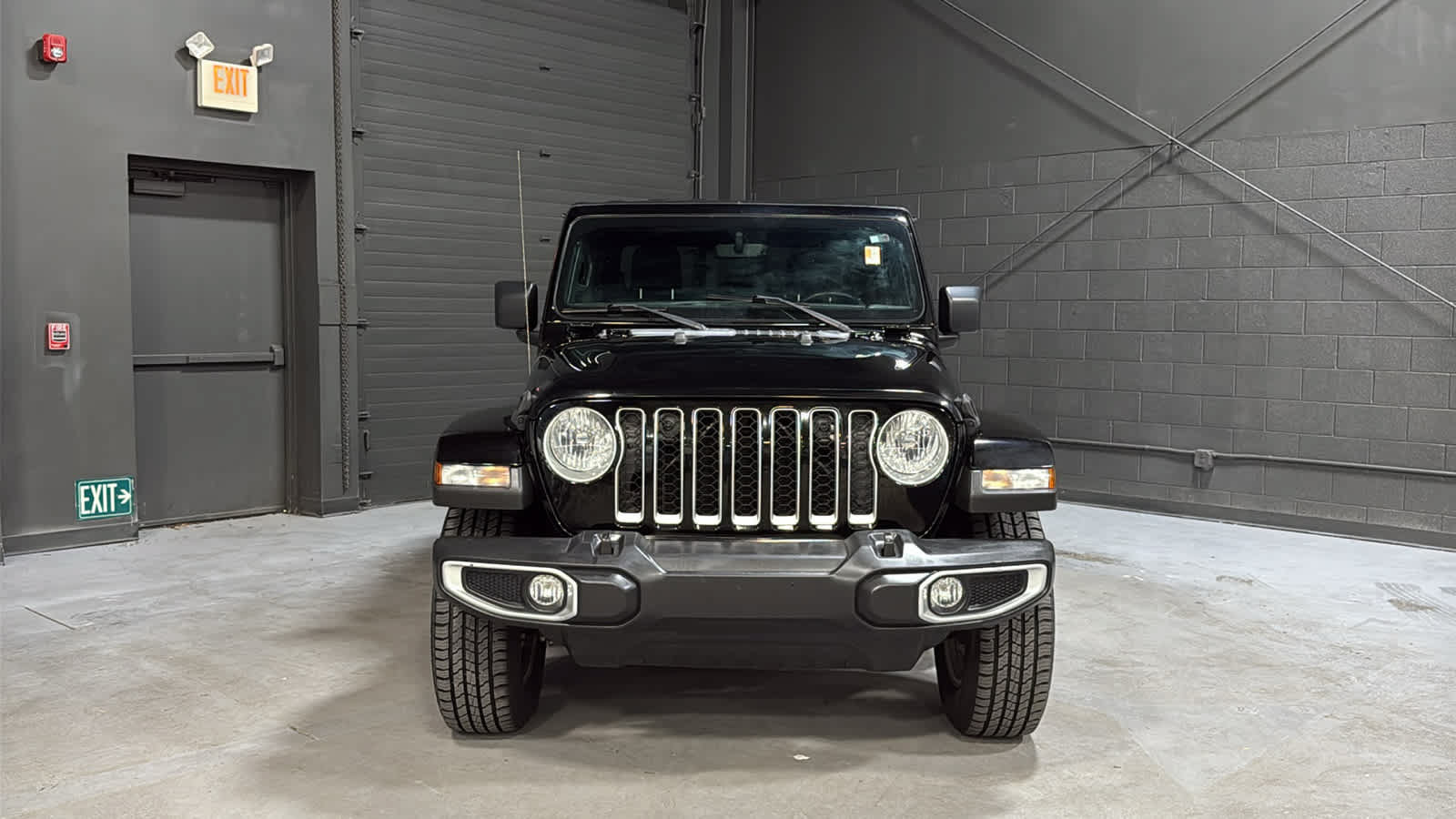 Used 2023 Jeep Gladiator Overland Overland 4x4 *Ltd Avail*