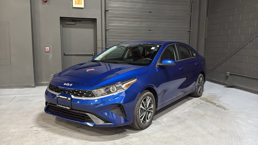 Used 2023 Kia Forte LXS LXS IVT