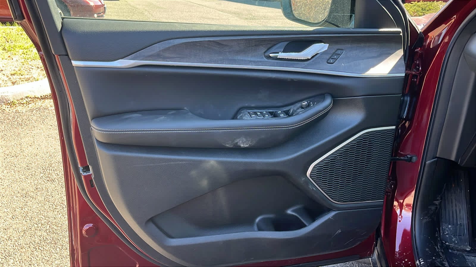 2026 Jeep Grand Cherokee Limited - Photo 9