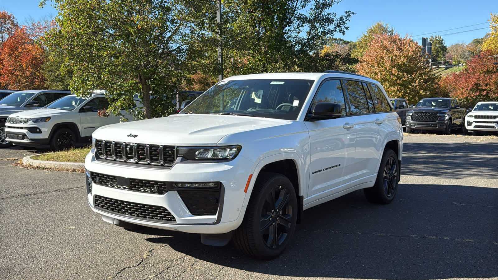 New 2027 Jeep Grand Cherokee 2 Row LIMITED 4X4 Sport Utility