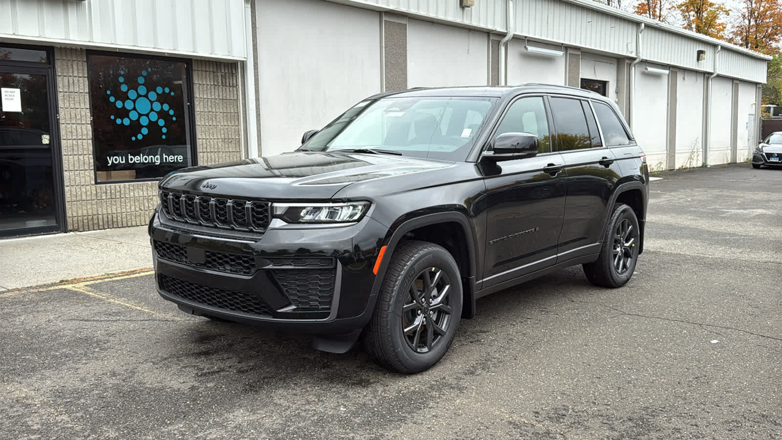 New 2027 Jeep Grand Cherokee 2 Row LAREDO 4X4 Sport Utility