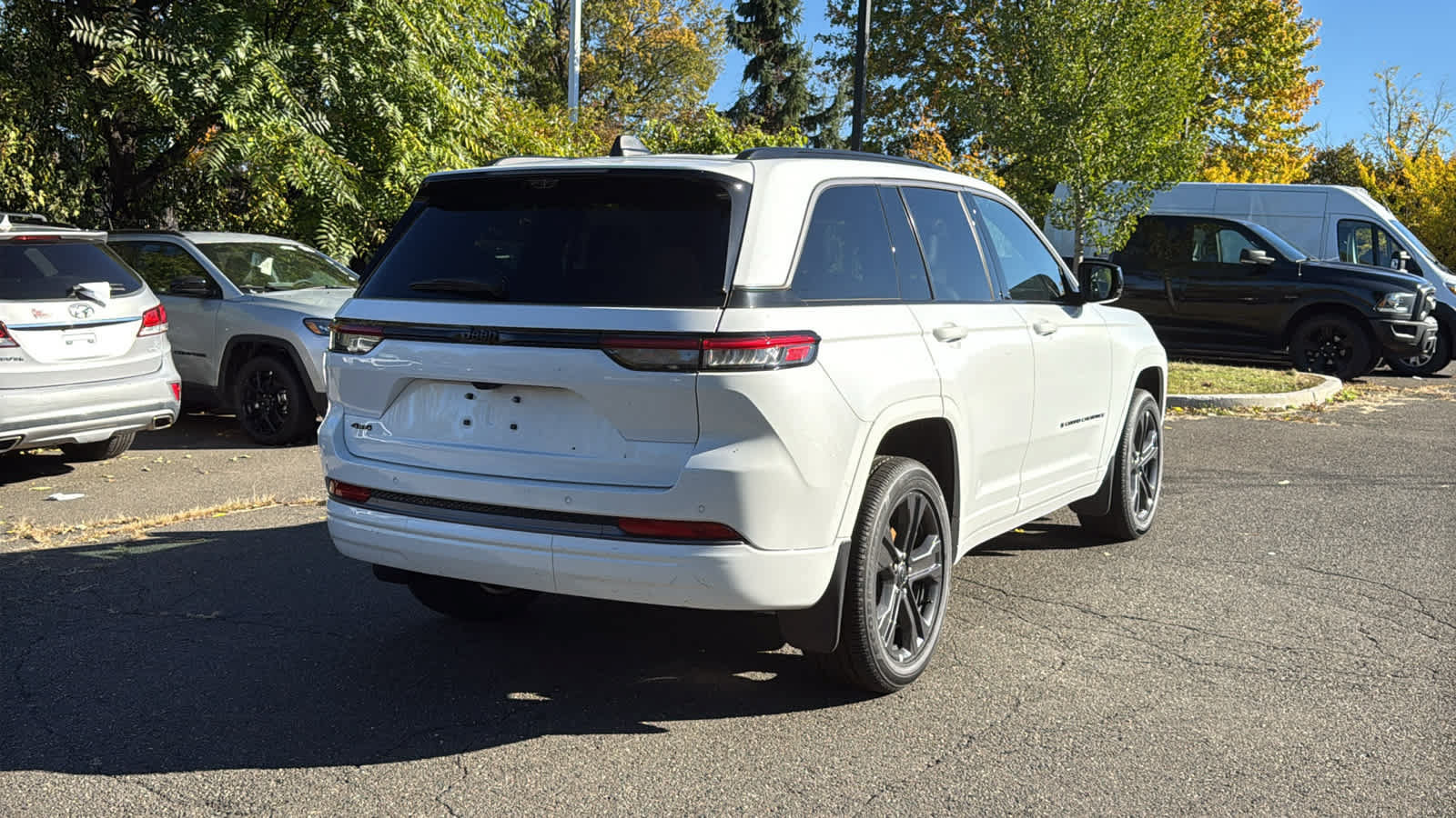 New 2027 Jeep Grand Cherokee 2 Row LIMITED 4X4 Sport Utility