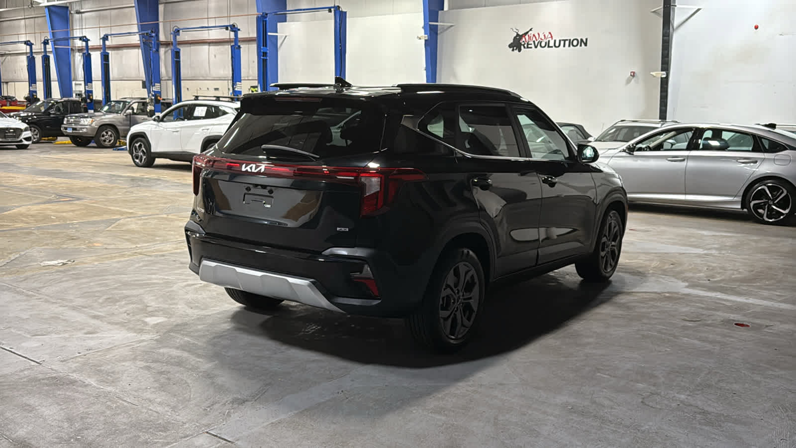 Used 2024 Kia Seltos S S IVT AWD