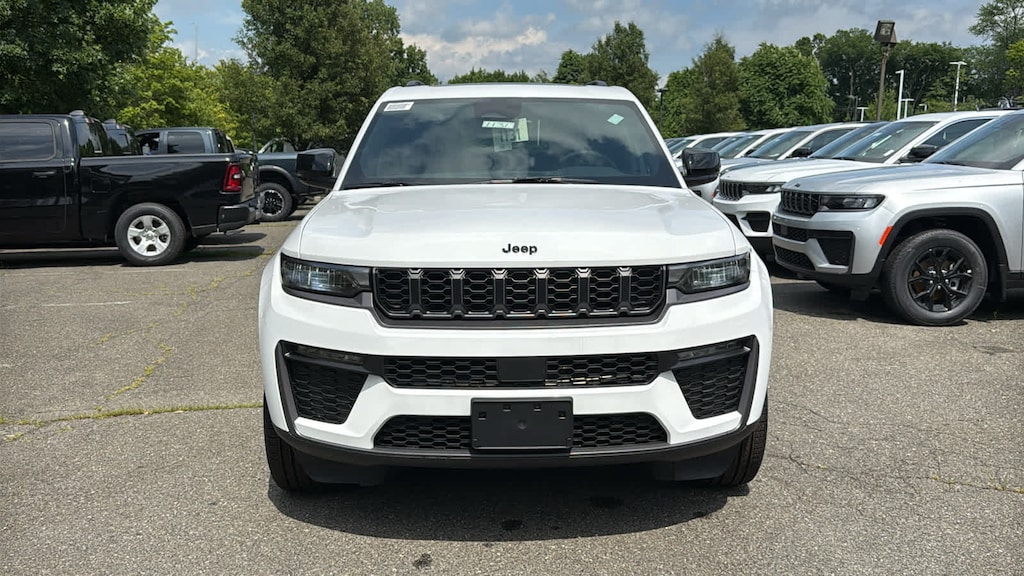 New 2026 Jeep Grand Cherokee LIMITED 4X4 Sport Utility