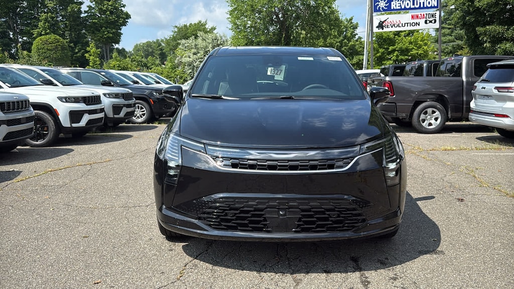 New 2027 Chrysler Pacifica LIMITED AWD Passenger Van
