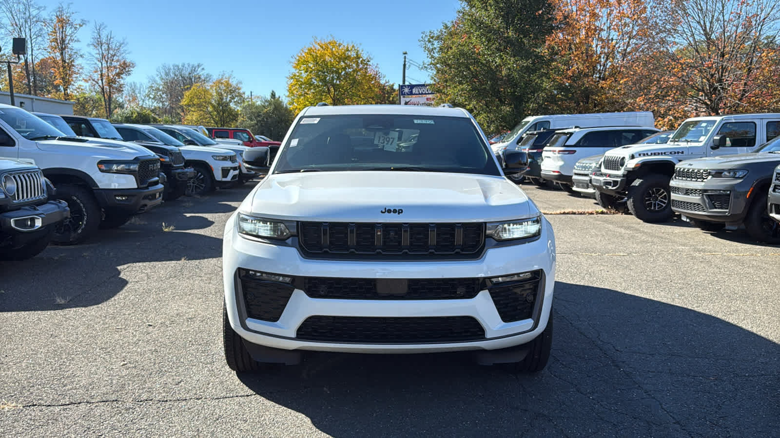 New 2027 Jeep Grand Cherokee 2 Row LIMITED 4X4 Sport Utility