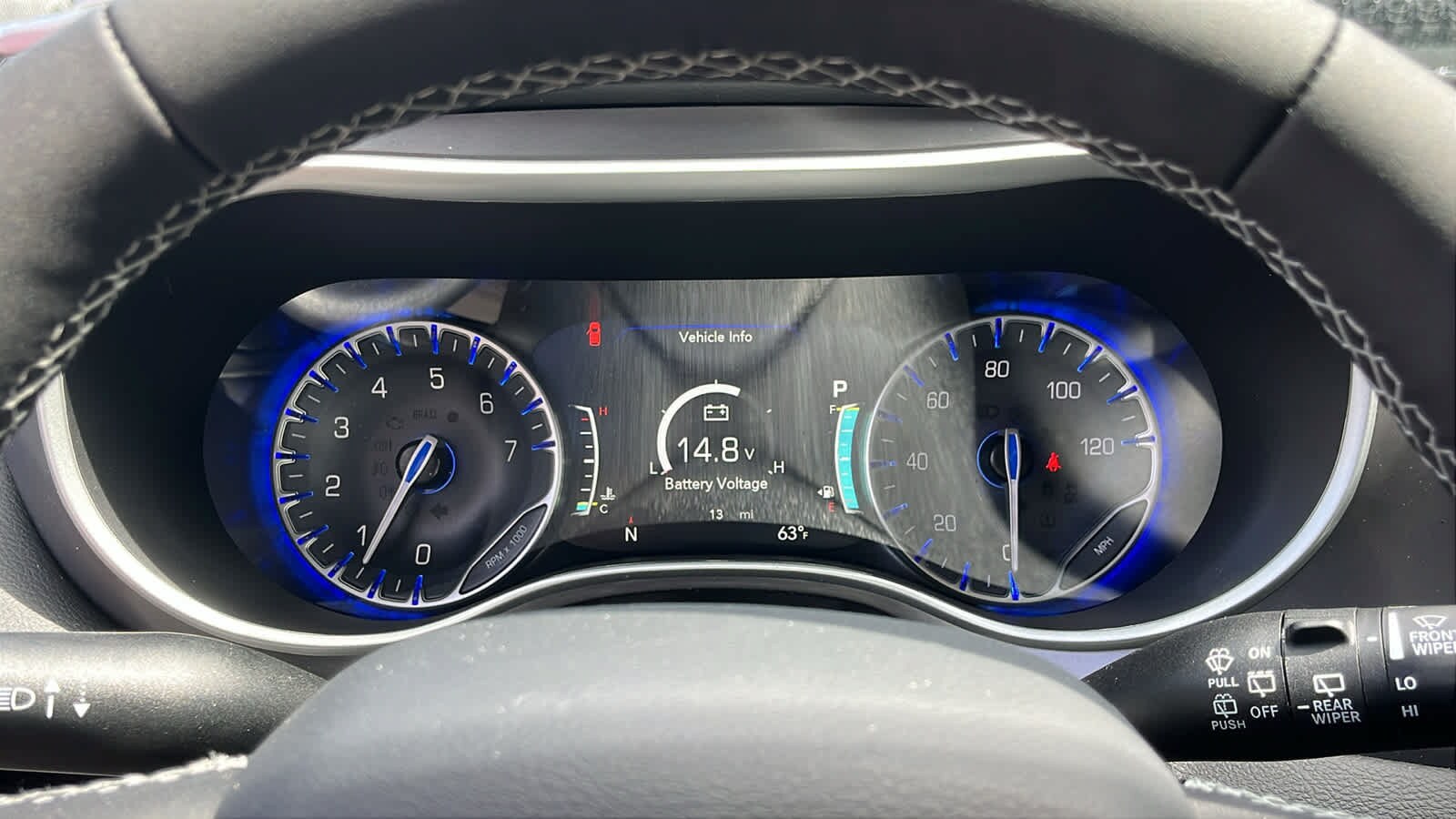2026 Chrysler Voyager LX - Photo 14