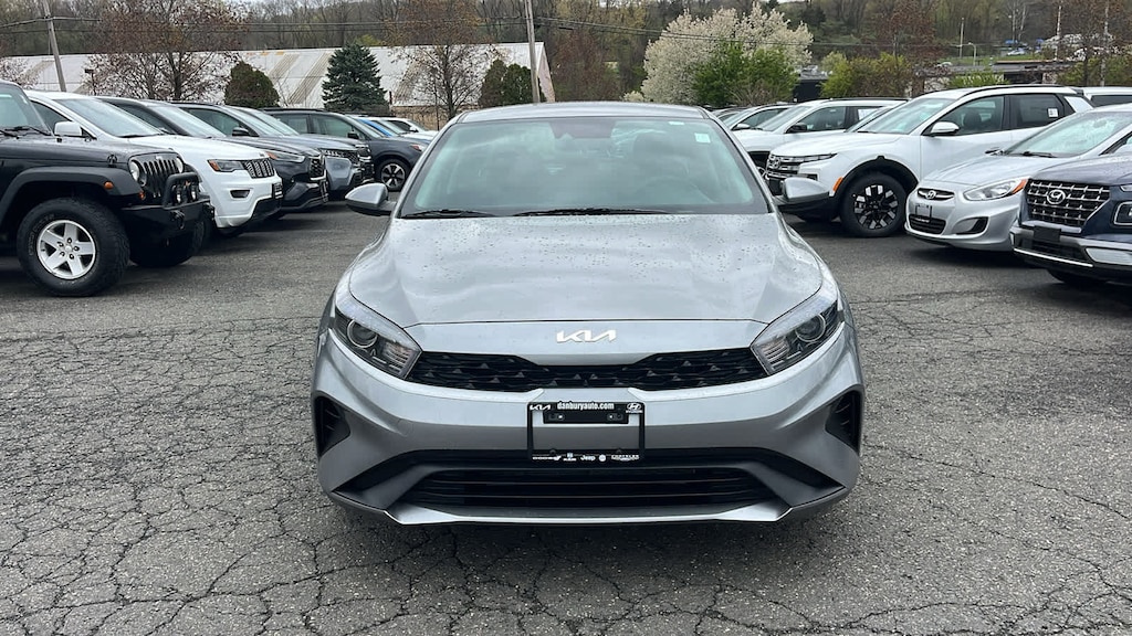 Used 2023 Kia Forte LXS LXS IVT