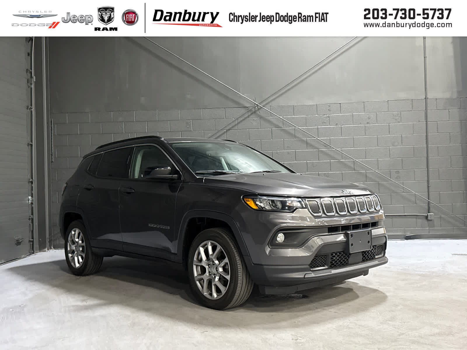 2022 Jeep Compass Latitude Lux 
