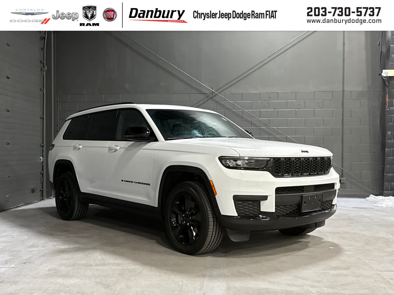Used 2023 Jeep Grand Cherokee L Altitude Altitude 4x4