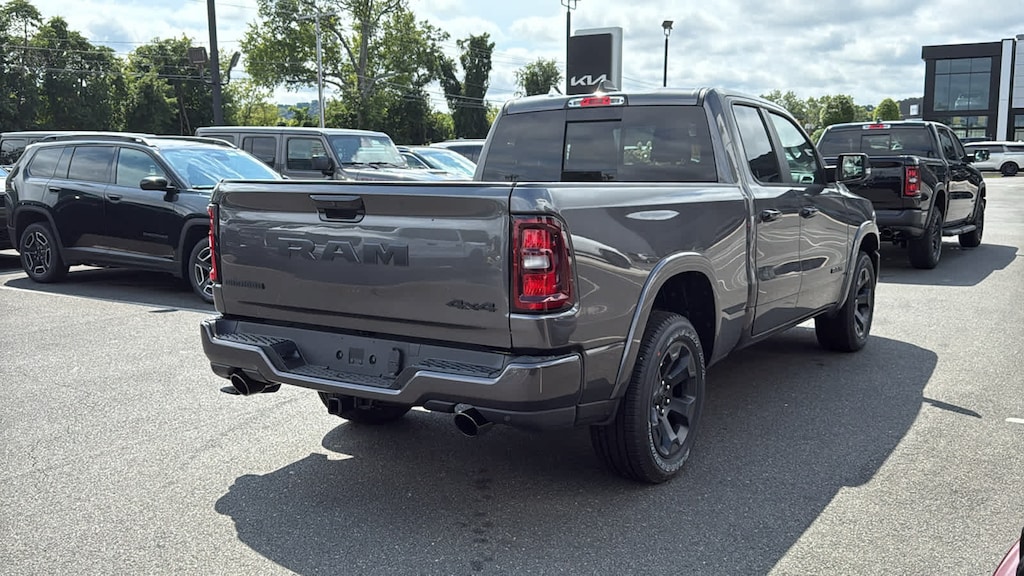 New 2026 Ram 1500 BIG HORN QUAD CAB 4X4 6'4 BOX Pickup