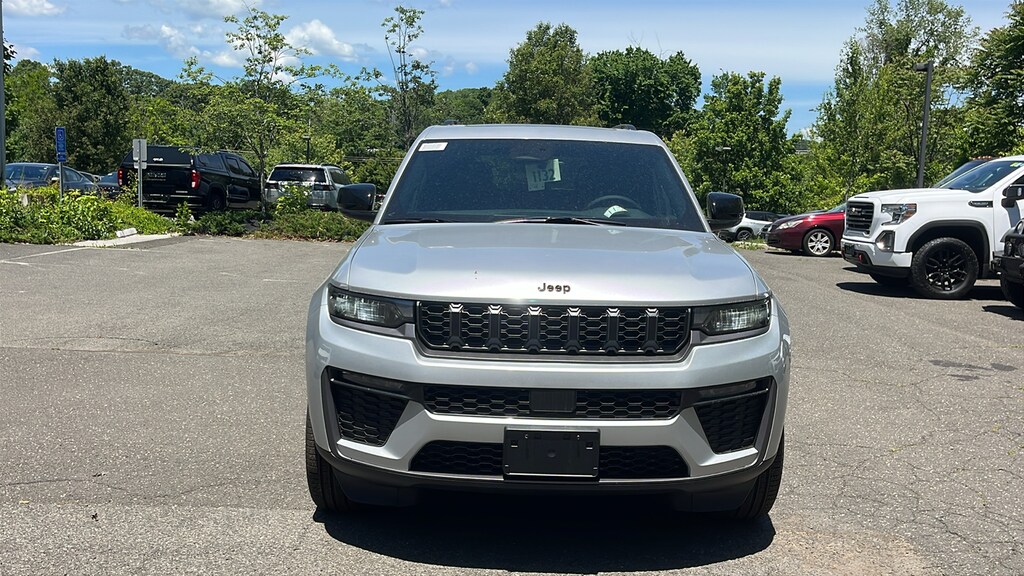 New 2026 Jeep Grand Cherokee LIMITED 4X4 Sport Utility