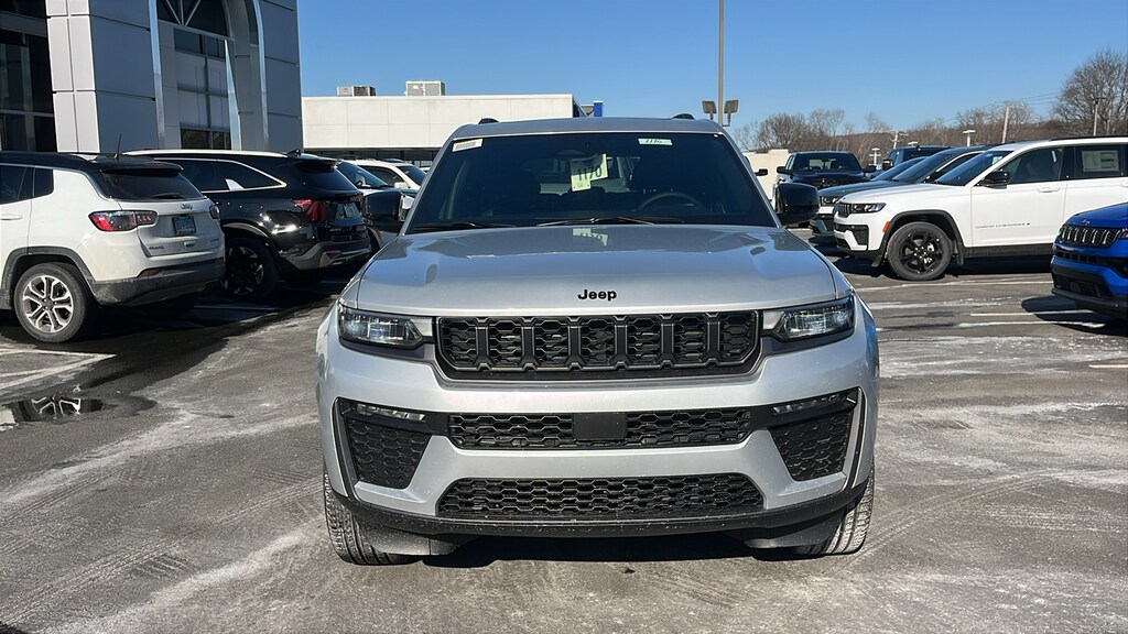 New 2026 Jeep Grand Cherokee LIMITED 4X4 Sport Utility