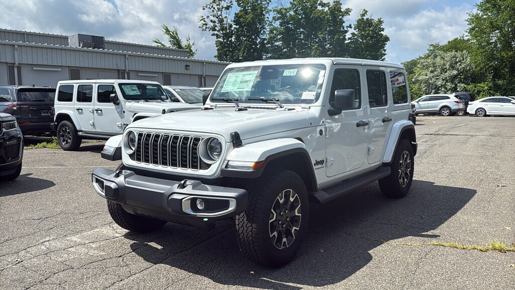 New 2026 Jeep Wrangler 4-DOOR SAHARA Sport Utility