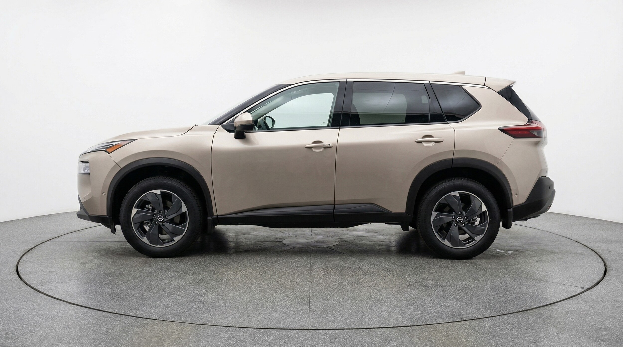 Thumbnail: 2025 Nissan Rogue - 4