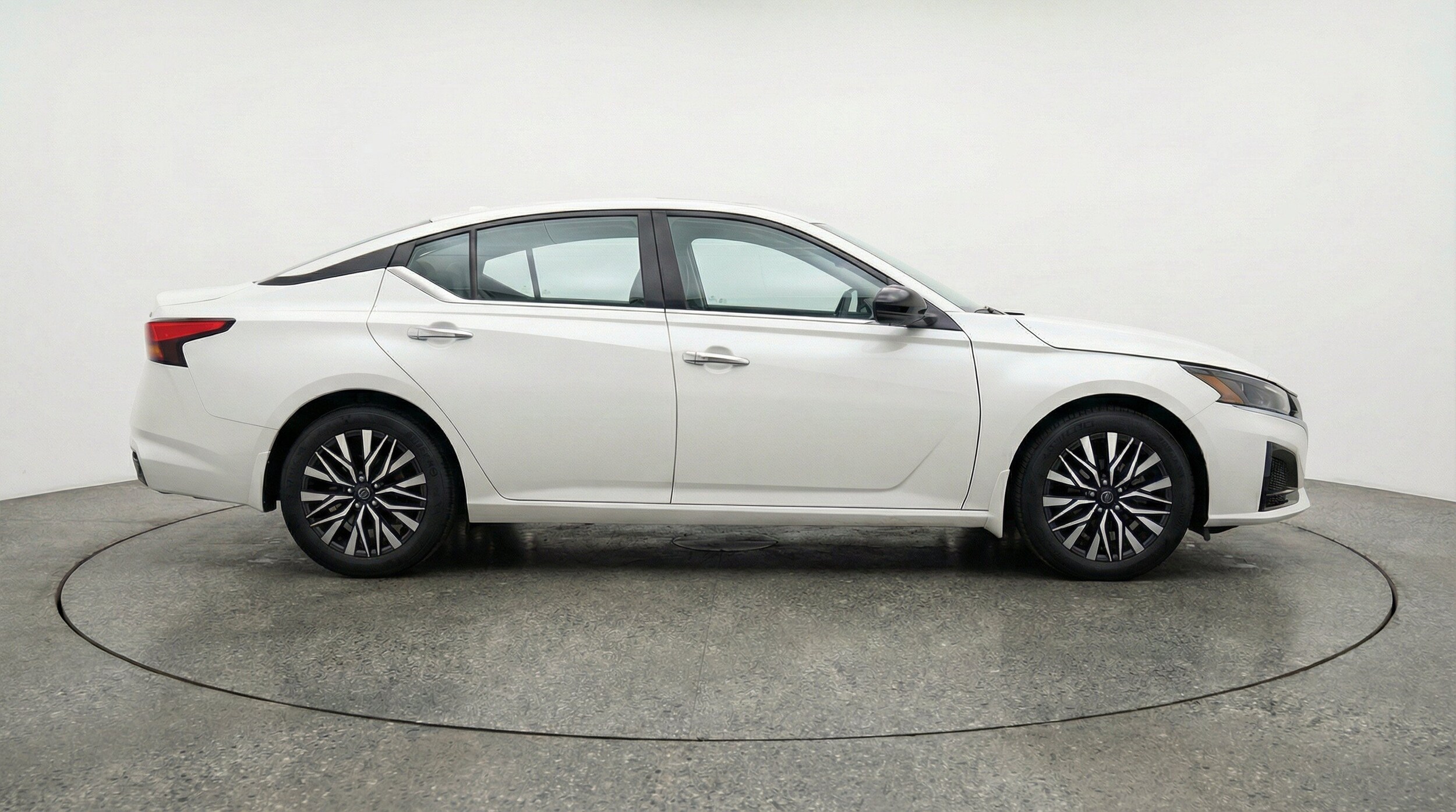 Thumbnail: 2025 Nissan Altima - 11