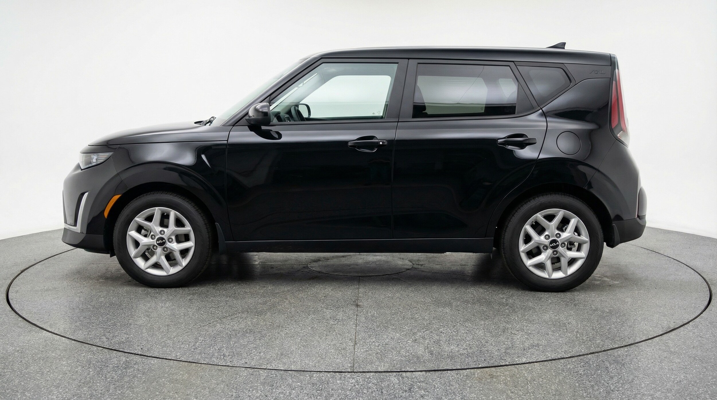 Thumbnail: 2025 Kia Soul - 4