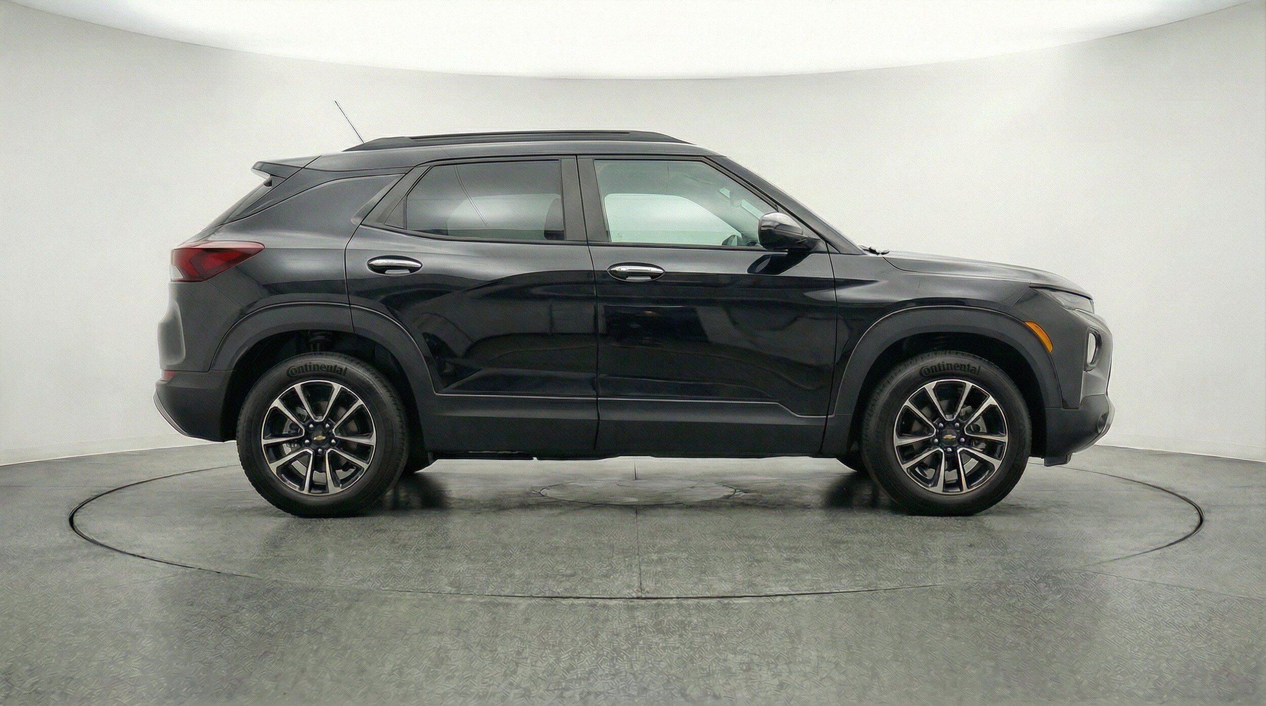 Thumbnail: 2025 Chevrolet TrailBlazer - 11