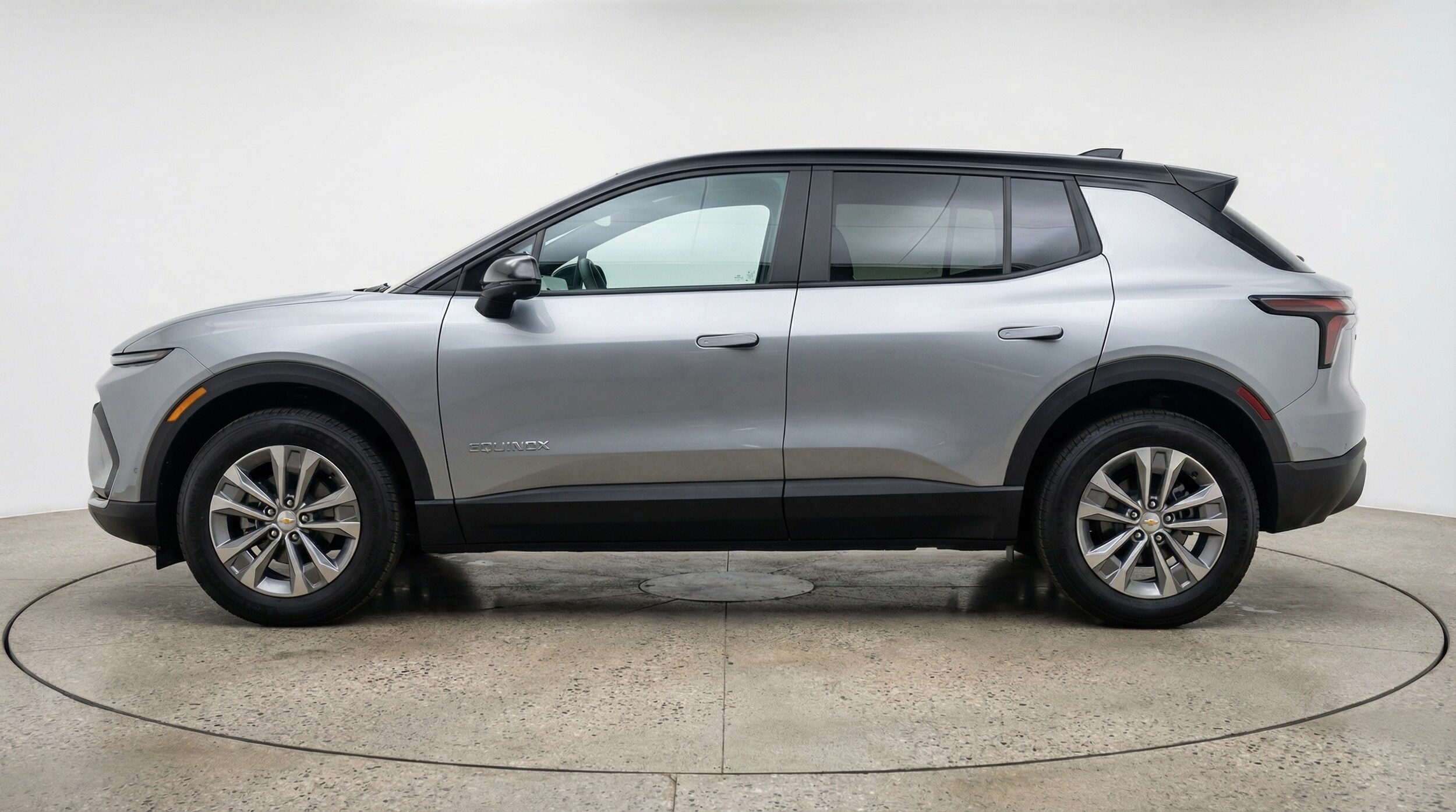 Thumbnail: 2025 Chevrolet Equinox - 4