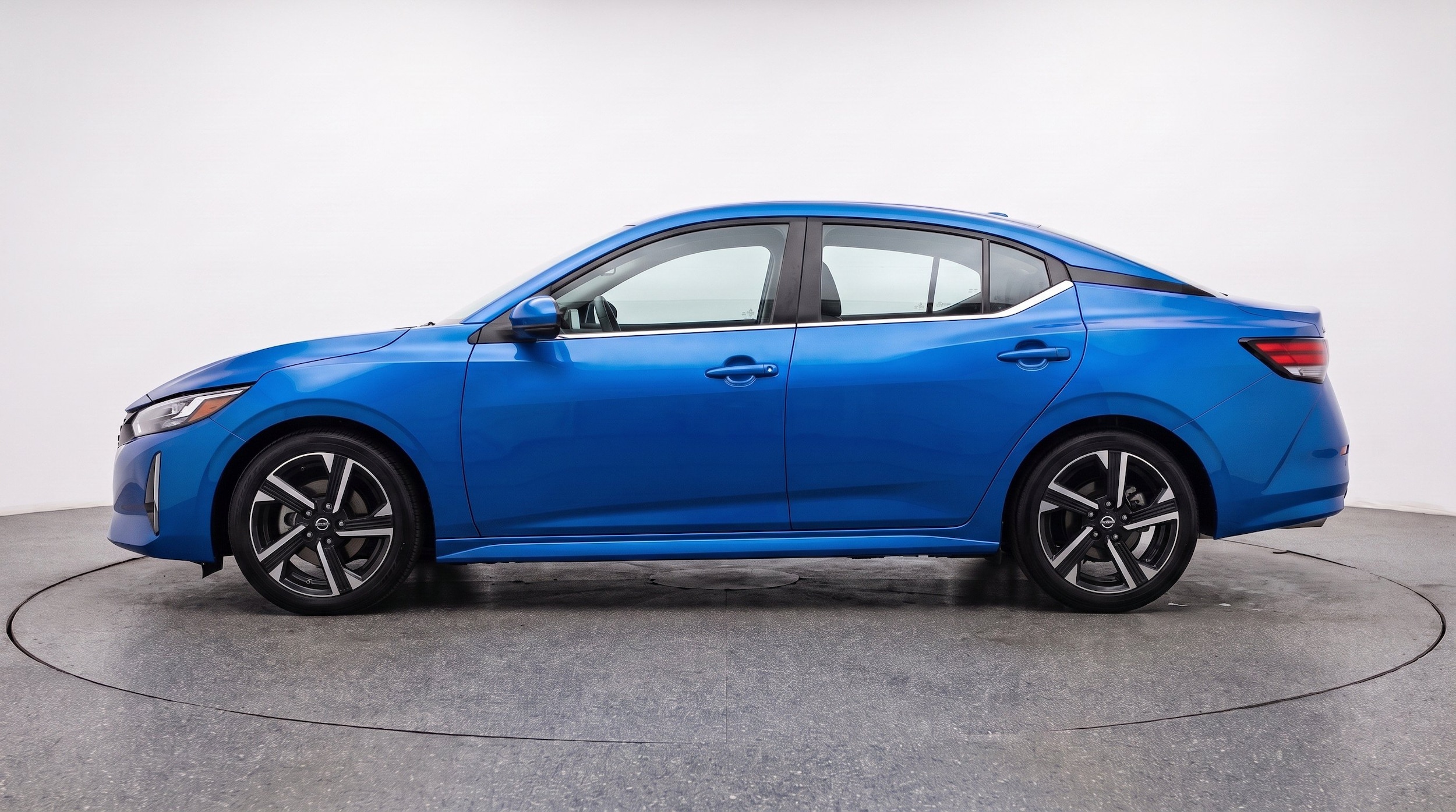 Thumbnail: 2025 Nissan Sentra - 5