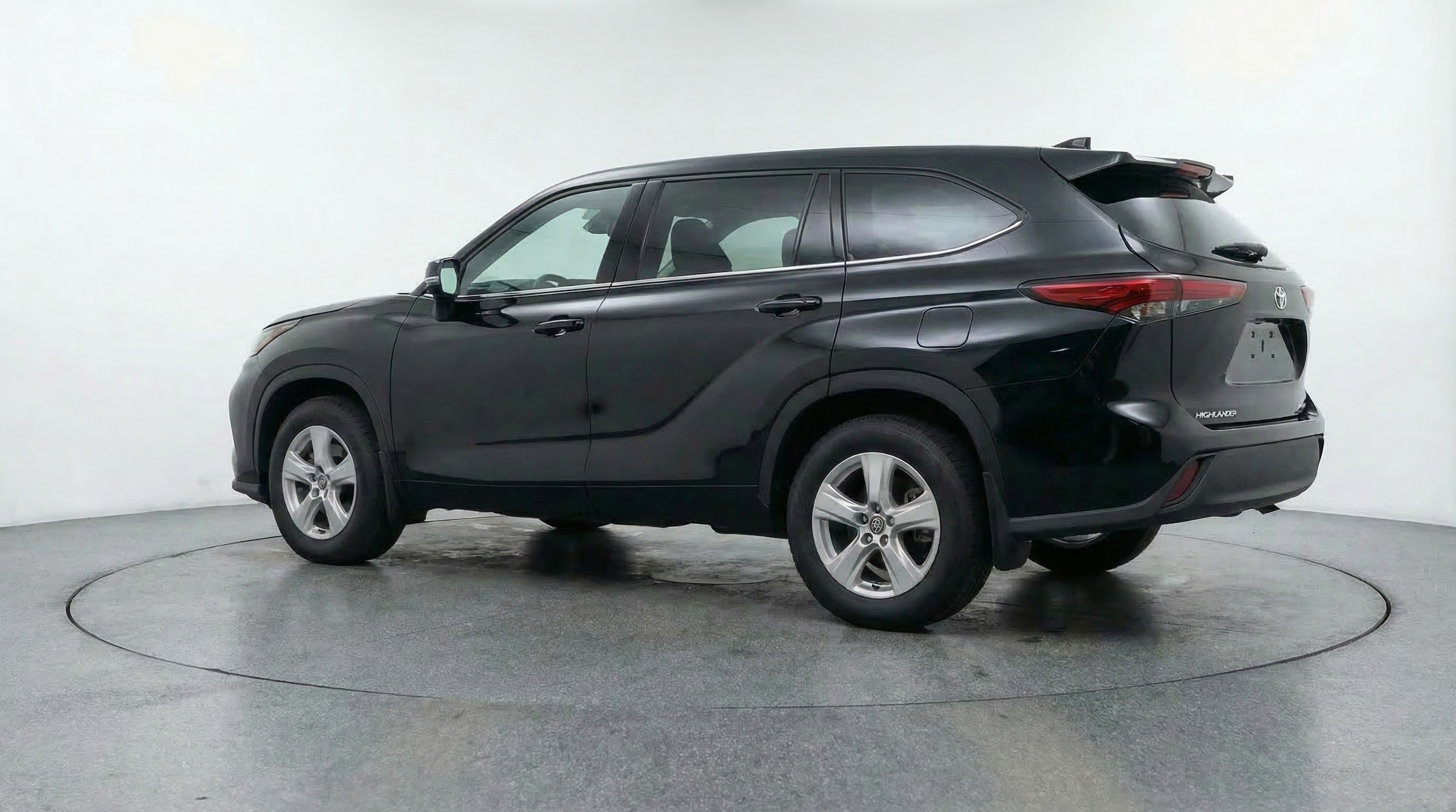 Thumbnail: 2025 Toyota Highlander - 5