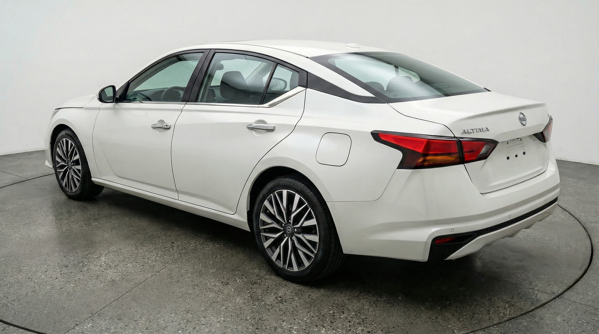 Thumbnail: 2025 Nissan Altima - 5