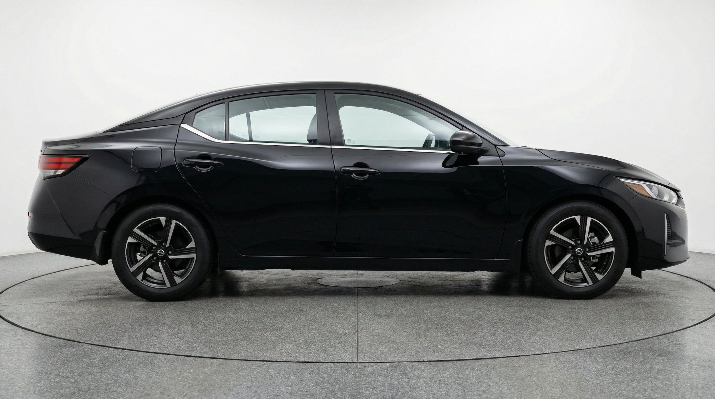 Thumbnail: 2025 Nissan Sentra - 11