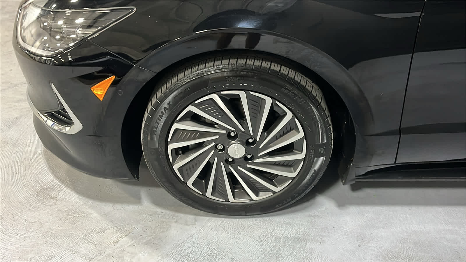 2023 Hyundai Sonata Hybrid Limited - Photo 8