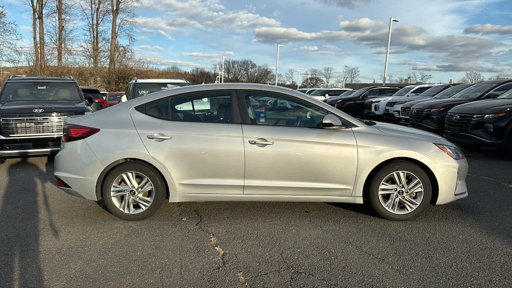 Used 2020 Hyundai Elantra Value Edition IVT